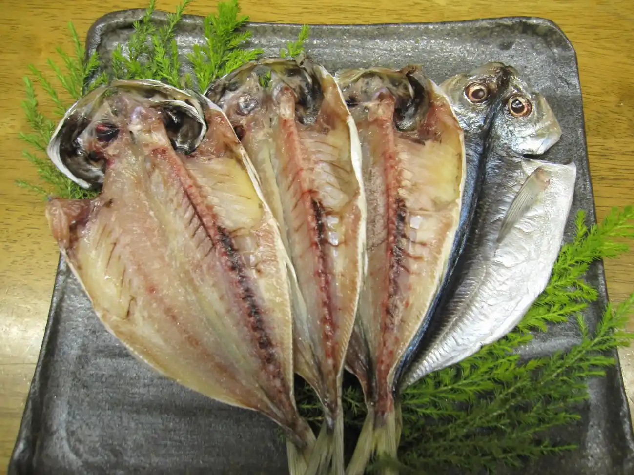 真あじ開き