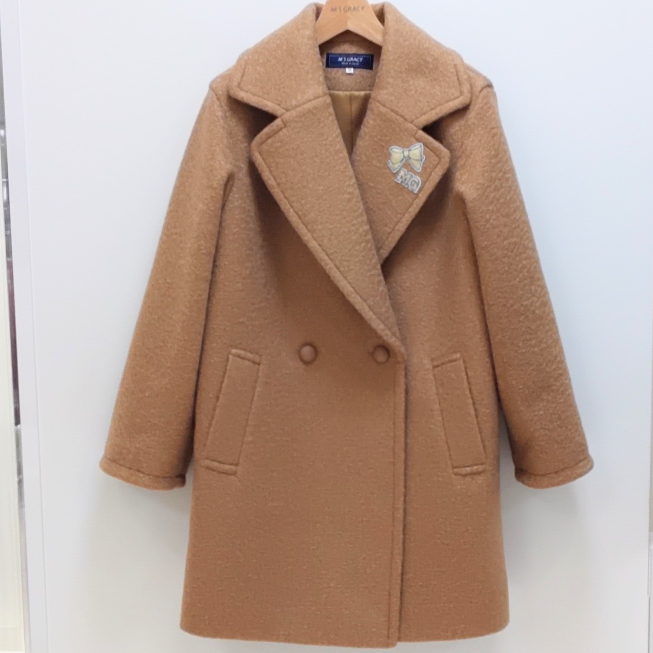 刺繍ワッペン付きテーラードコート ｜ ショップニュース ｜ 遠鉄百貨店