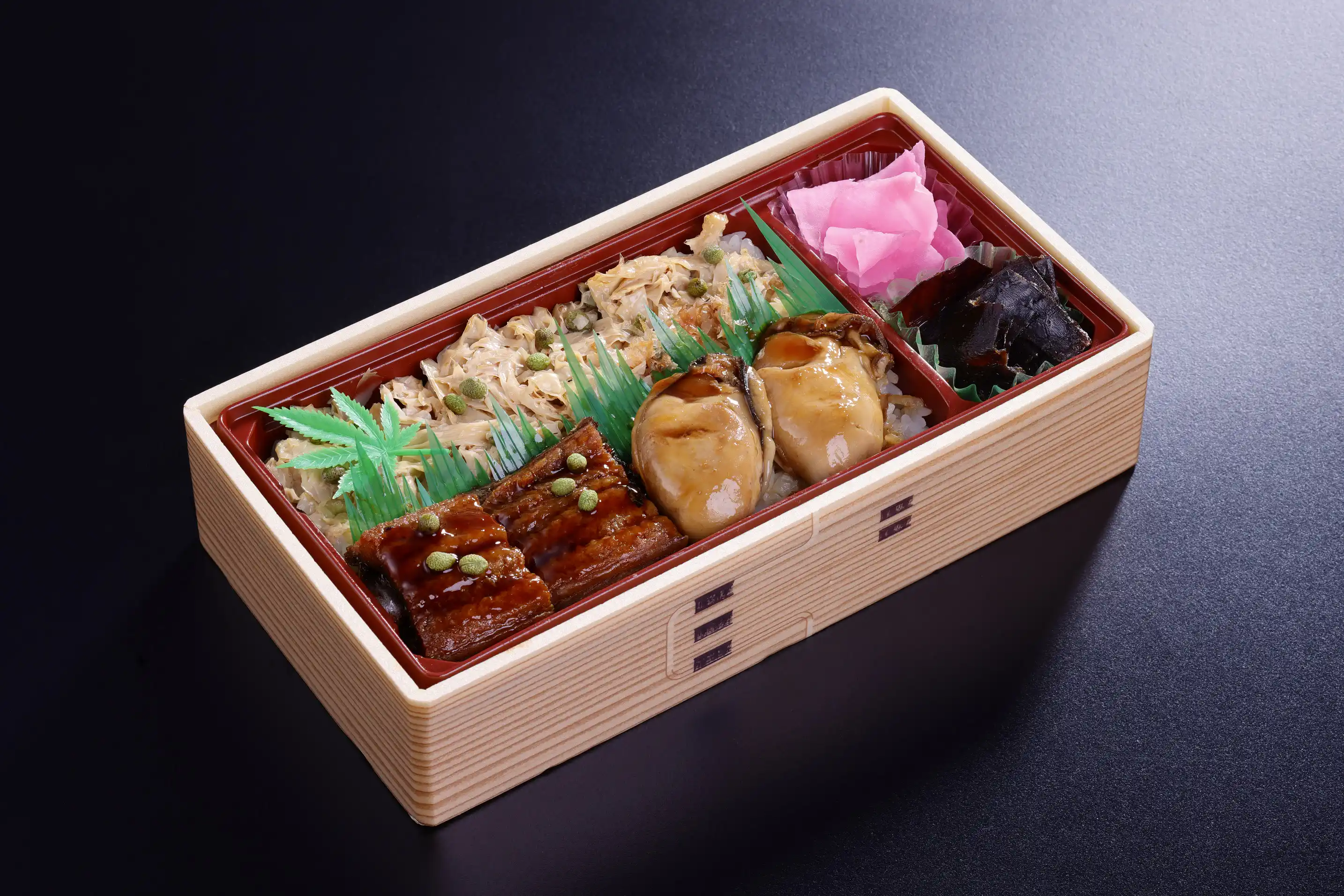 京ゆば・かき・うなぎ彩り弁当