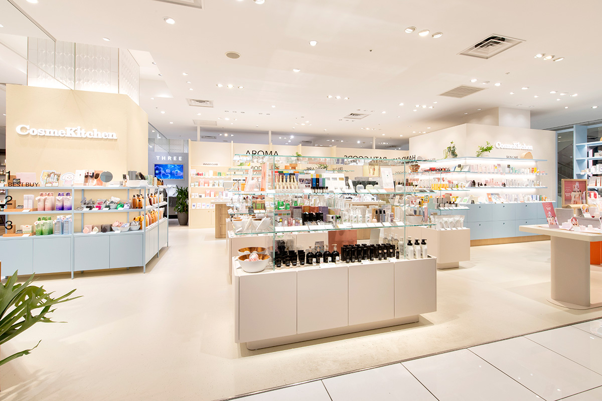 静岡県初上陸！スナイデルビューティー＆セルヴォーク｜コスメキッチン