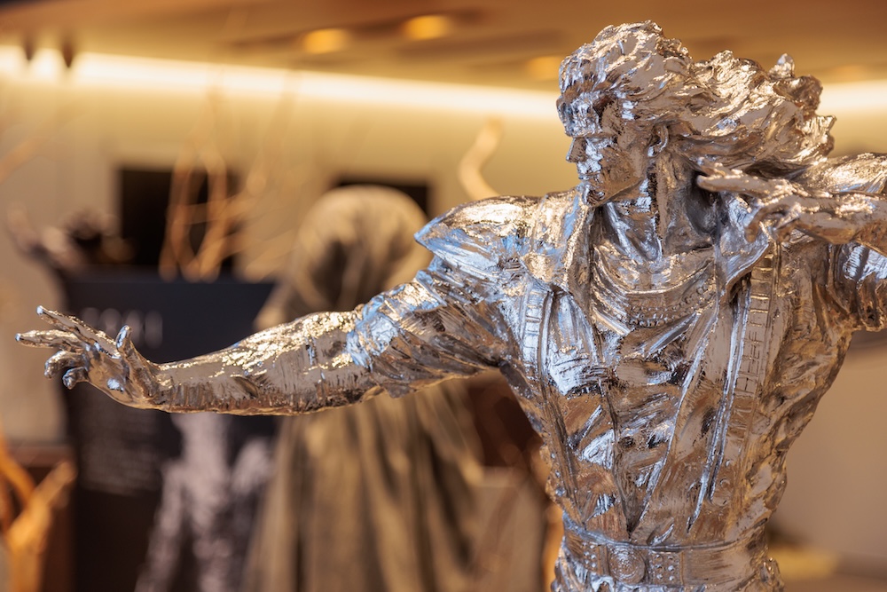 消しゴム彫刻☆オーダーメイド 北斗…永遠にⅠ』Mooze彫刻アート展示販売会、表参道で開催