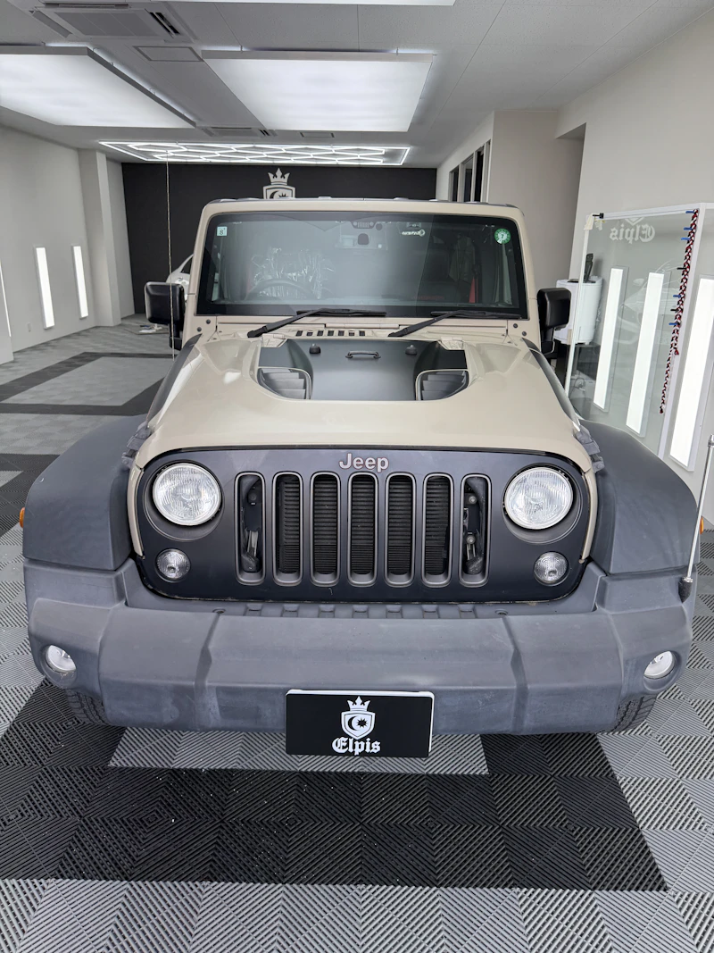 Jeep Wrangler ボンネットラッピング貼り替え施工 の施工事例