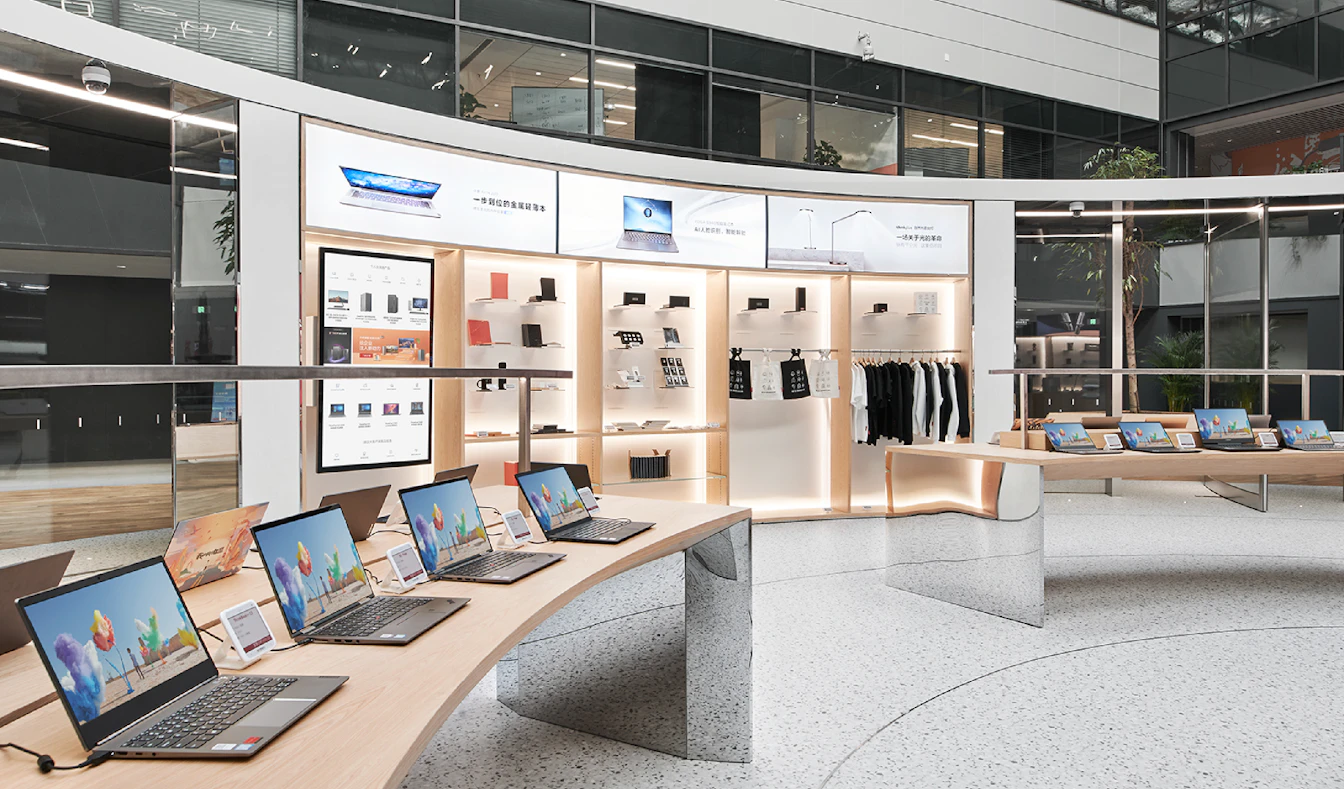 レノボのコンセプトストア内装