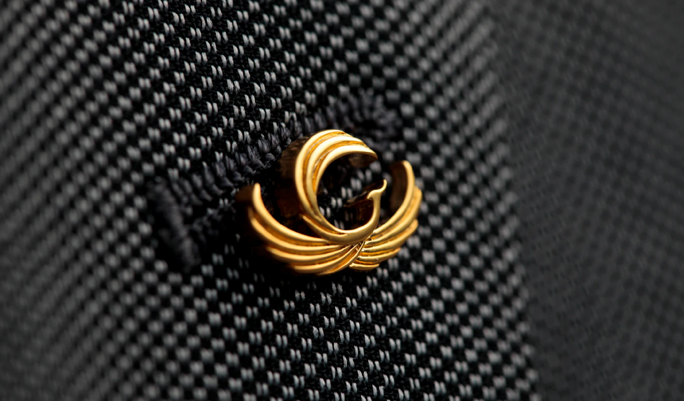 ザ・キャピトルホテル 東急の襟章