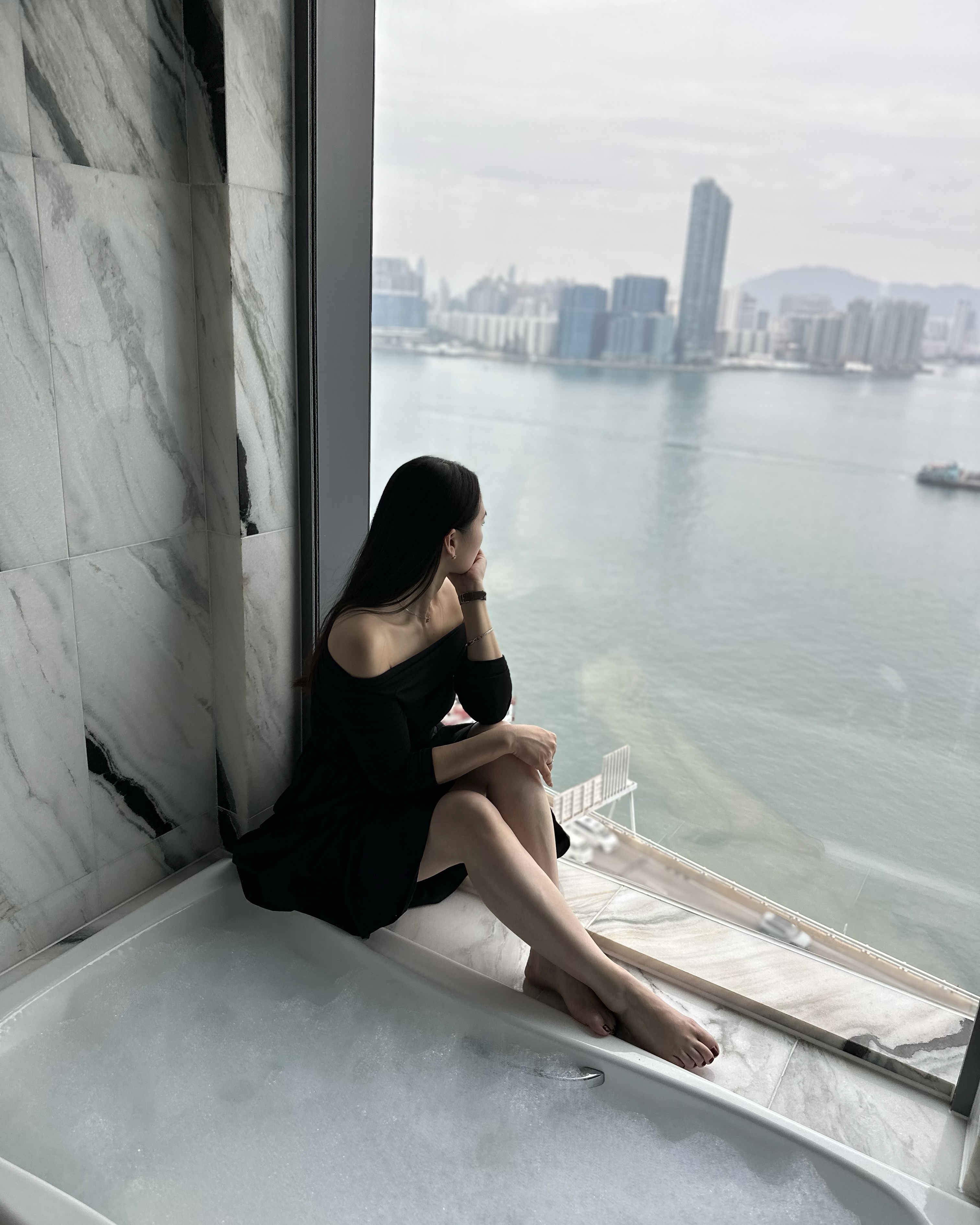 会社員トラベラーが実践する、月イチ海外旅行Tips / by Sofie｜tabimuse