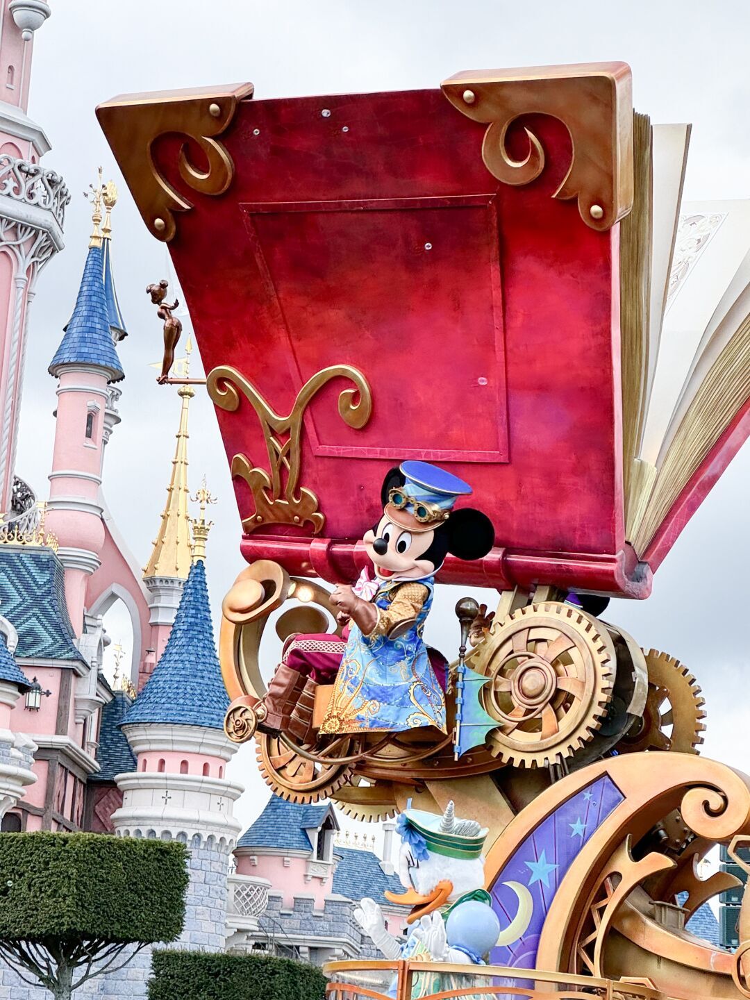 ディズニー パリ ピントレーディングタイム パスカル ピン LE400 本物