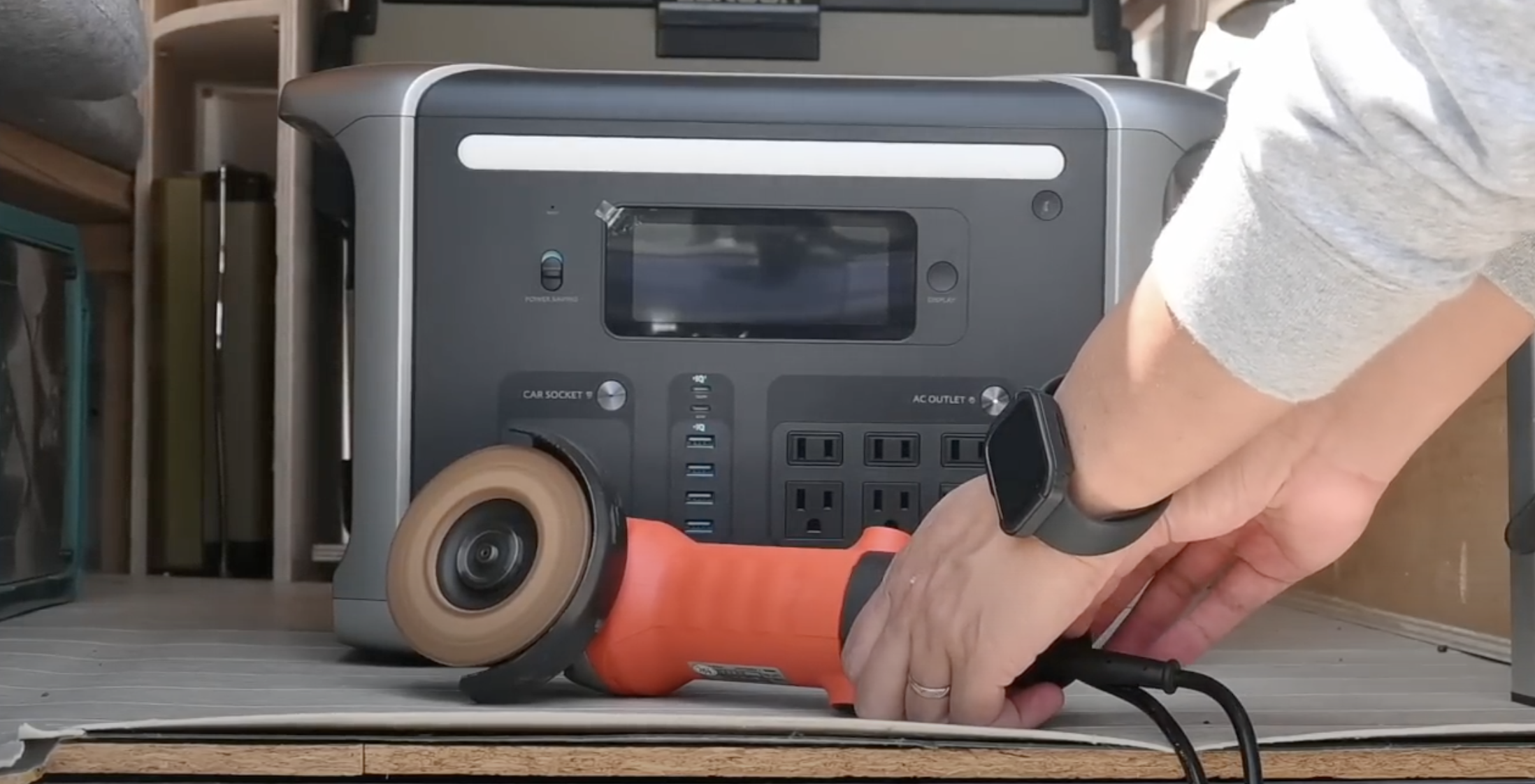 【ほぼ未使用】Anker757 Amazon.com : Anker 757 Portable Power Station, Powerhouse