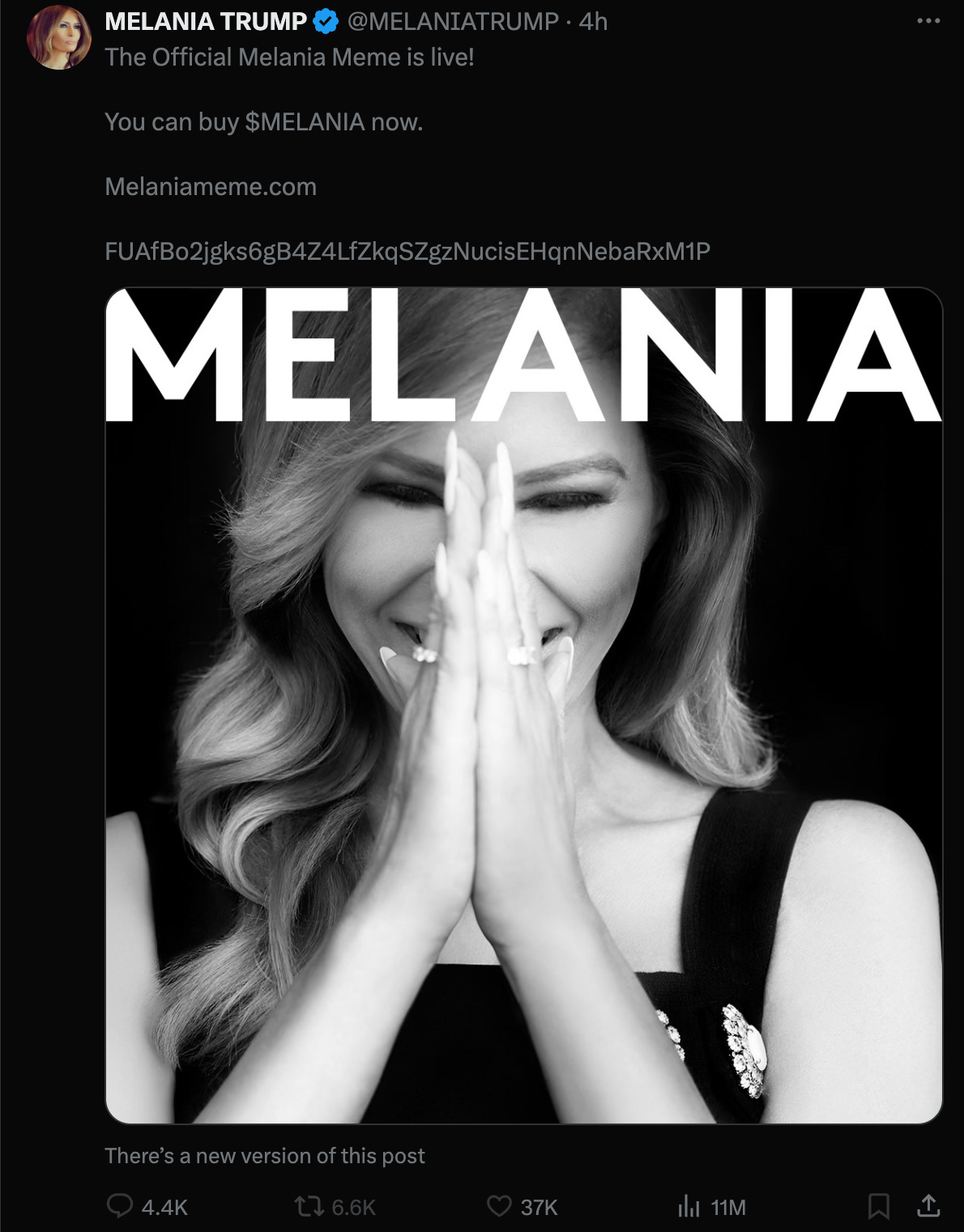メラニア・トランプの公式ミームコイン「$MELANIA」を宣伝する投稿。微笑みながら手を合わせるメラニアのモノクロ写真に「MELANIA」と大きく書かれている。