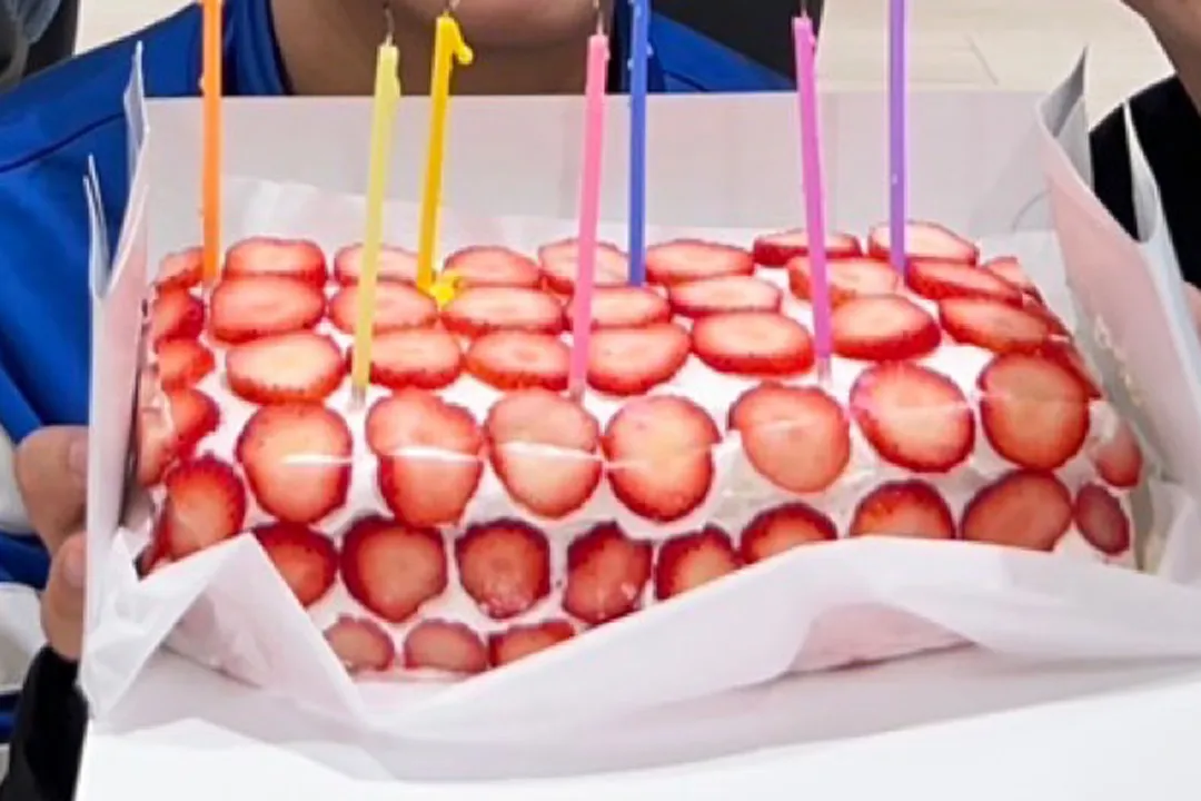 いちごがふんだんに使われたmariさん手作りのバースデーケーキ