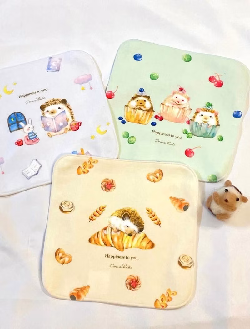 ハリネズミの水彩画を使った巾着と布小物