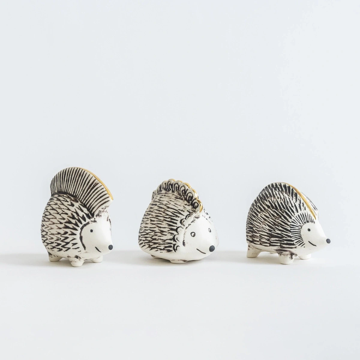 リサ・ラーソン「金のはりねずみ3兄弟」が15周年記念で復刻