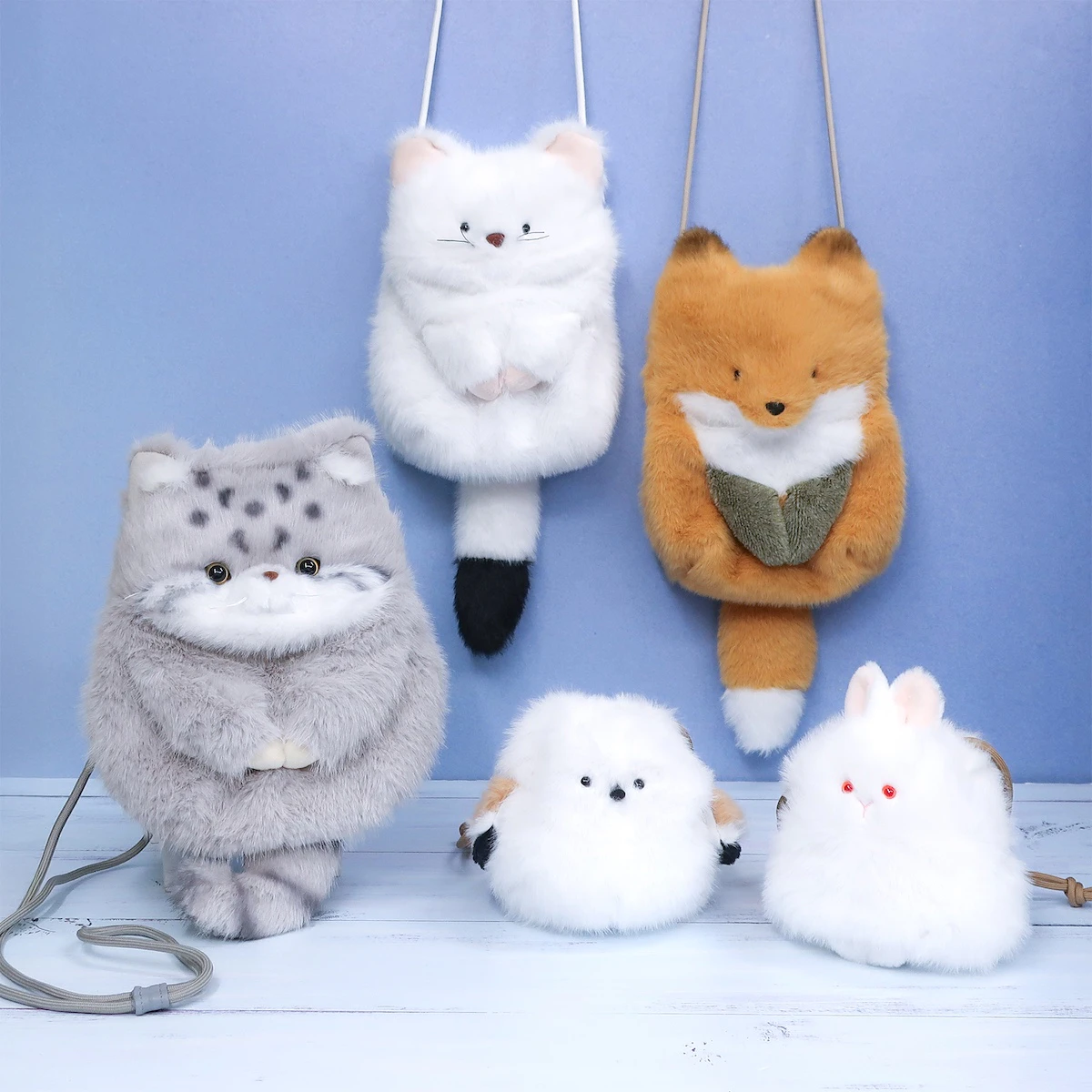 マヌルネコやシマエナガのふわふわショルダーバッグ&ミニ巾着、わたぽシリーズから新登場