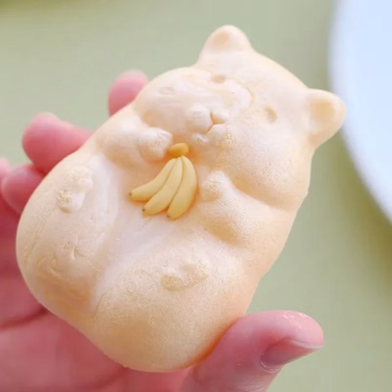 バナナを持ったハムスターモナカ