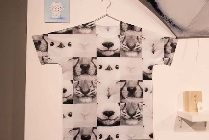 Tシャツ