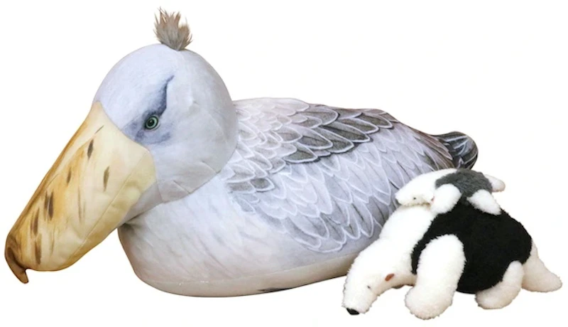 左）ハシビロコウクッション4,620円　右）コアリクイ親子ポーチ3,630円