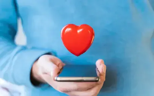 話し相手が欲しいときは、気軽にアプリでつながろう