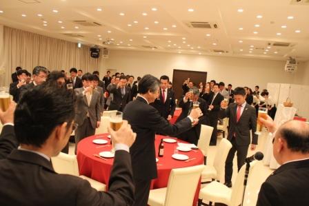 通常総会・卒業例会・OB会との合同懇親会_02.jpg