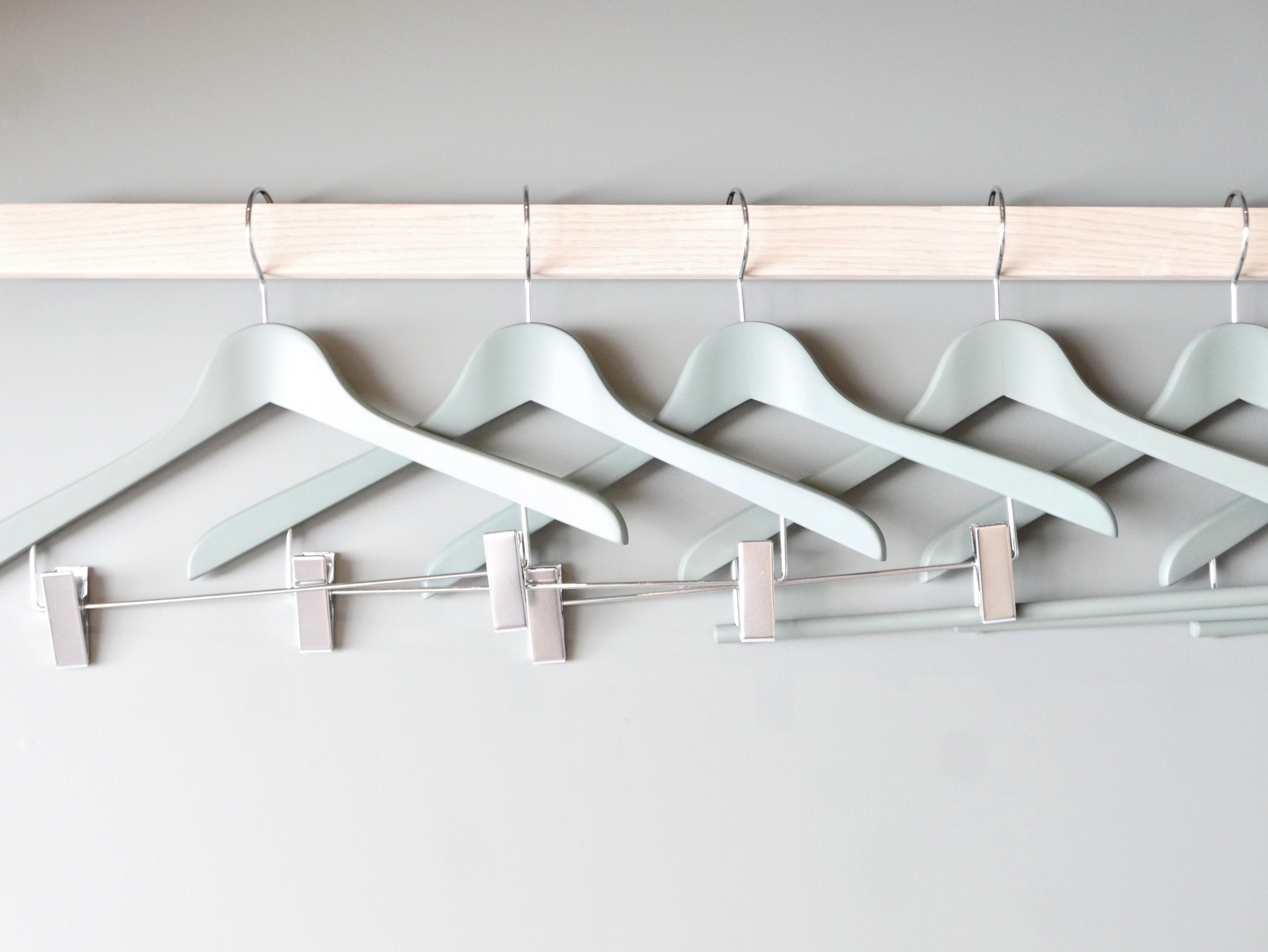 一宮市の注文住宅で「収納が多い家 vs 最小限の収納の家」どっちがいい？