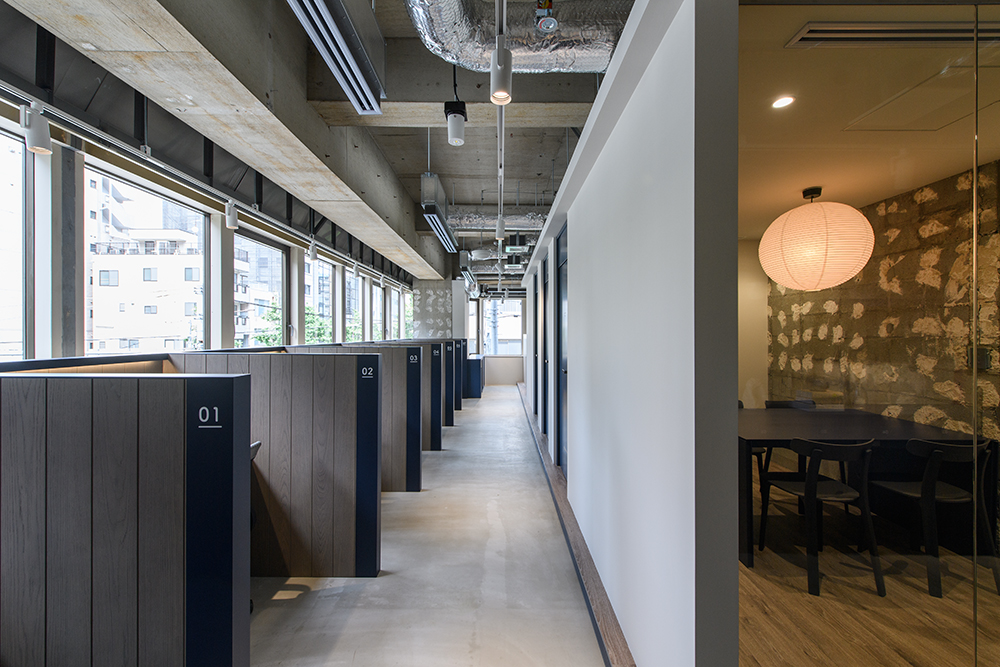 ゆうじ様製作依頼　ミラーガラス大型オフィスビル 7228-151-