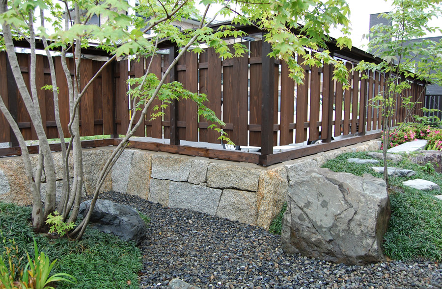 垂井・東神田の庭