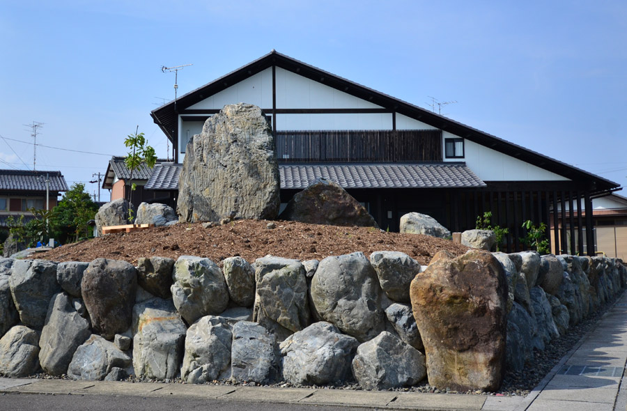 本巣・海老の庭