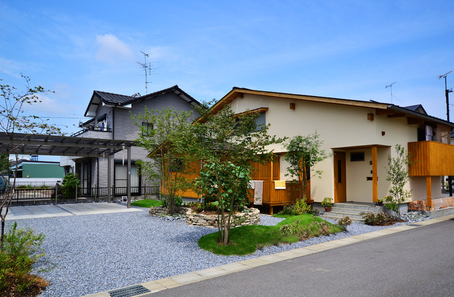 瑞穂・穂積の庭