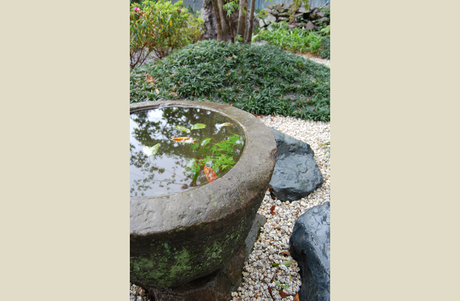 垂井・大石の庭