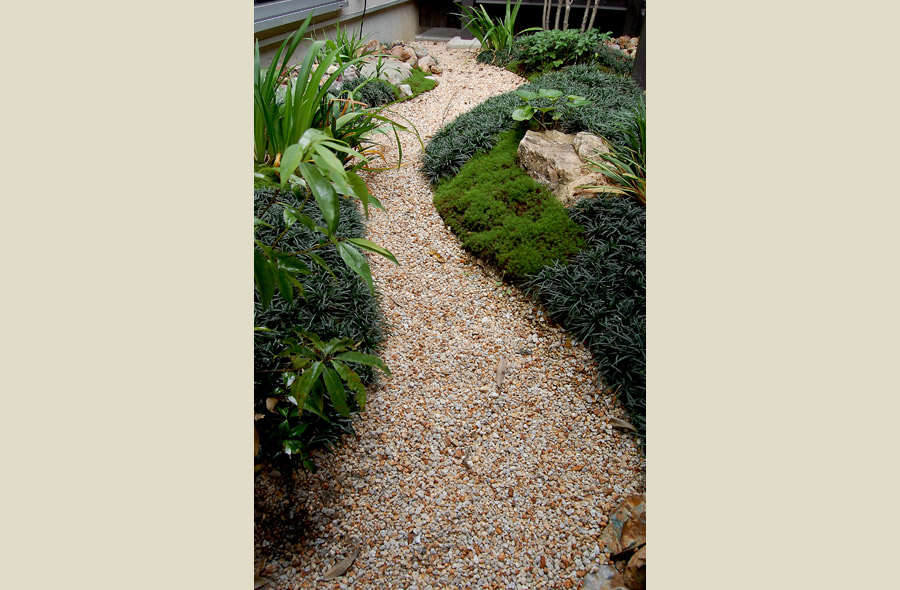 大垣・菅野の庭