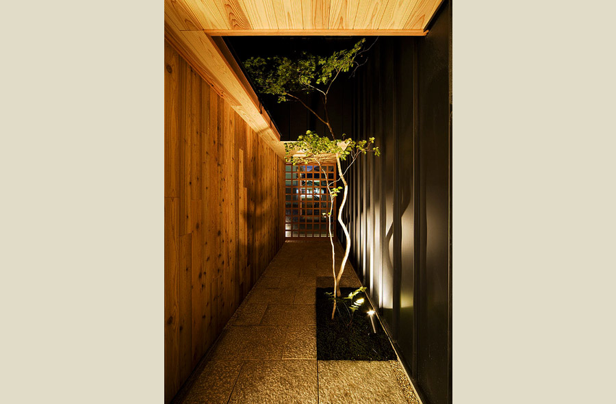 岐阜・岩田東の庭