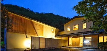 Shima Onsen Hinatami Kan