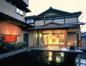 Senami Onsen Tsubaki No Yado Yoshidaya