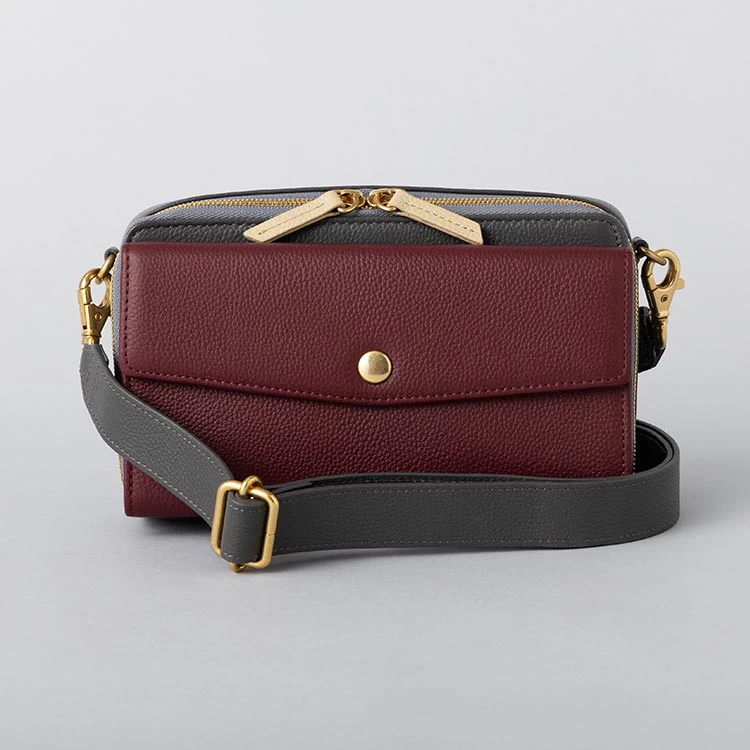 スクエアショルダーバッグ