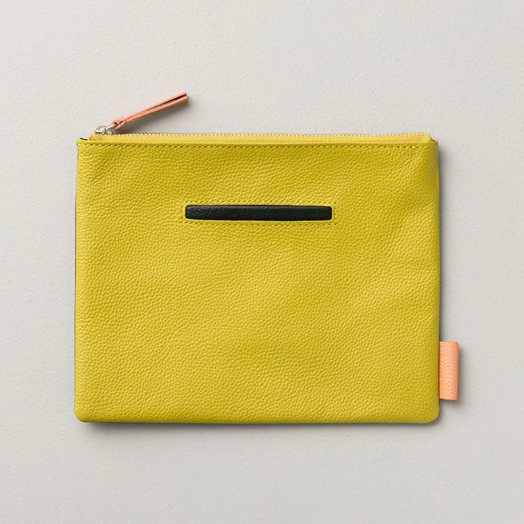 フラットレザーポーチM