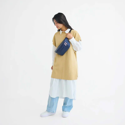 レザーボディバッグ（ミッドナイトネイビー・サクラブルーム）