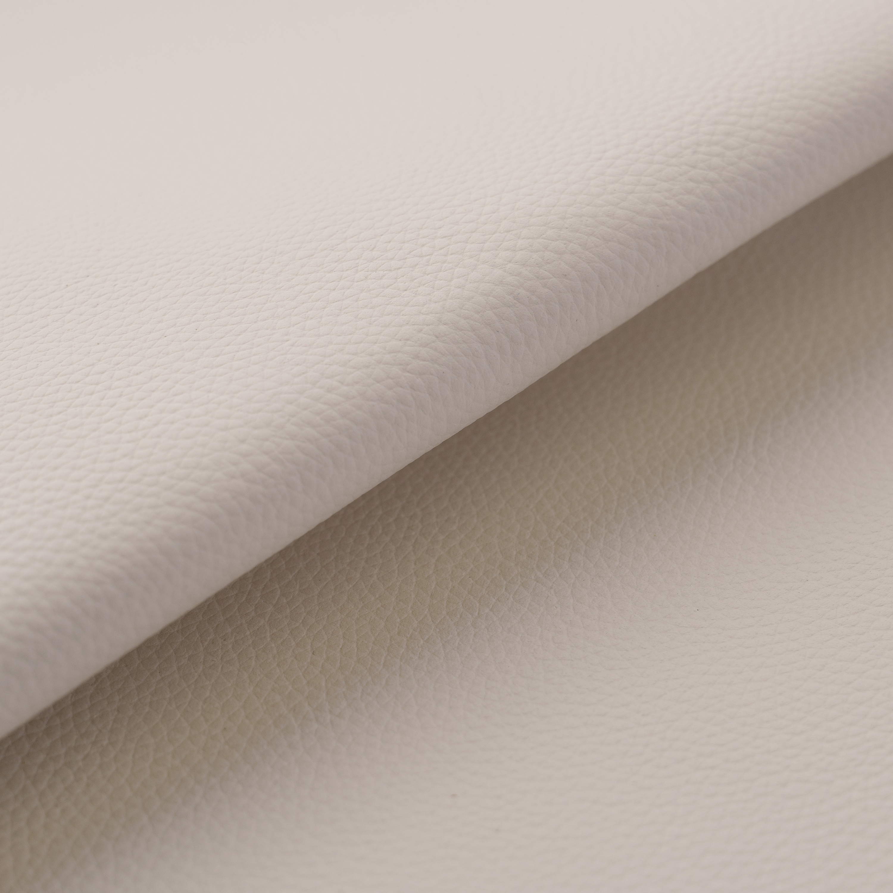 original_emboss_leatherブリリアントスノー