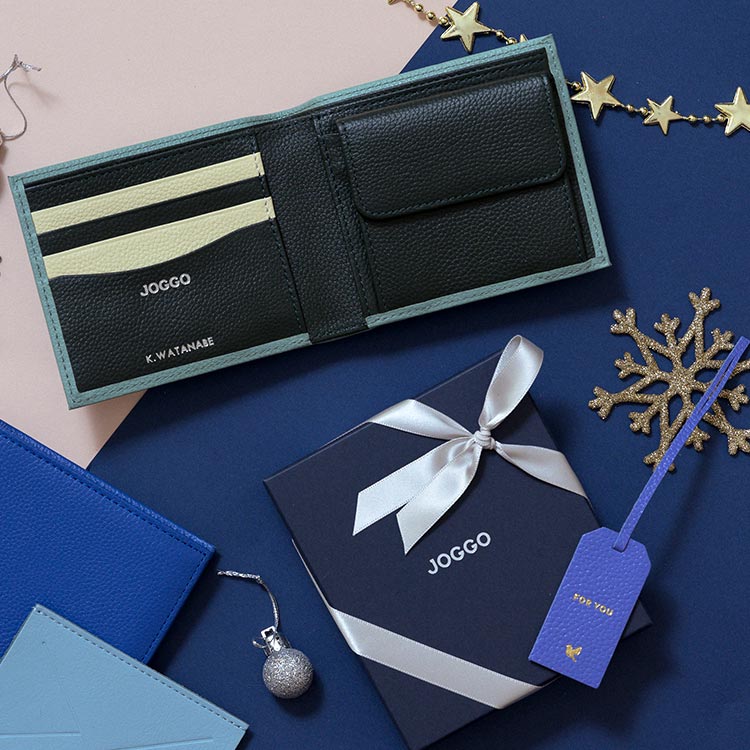 ２つ折り財布（エンボス）