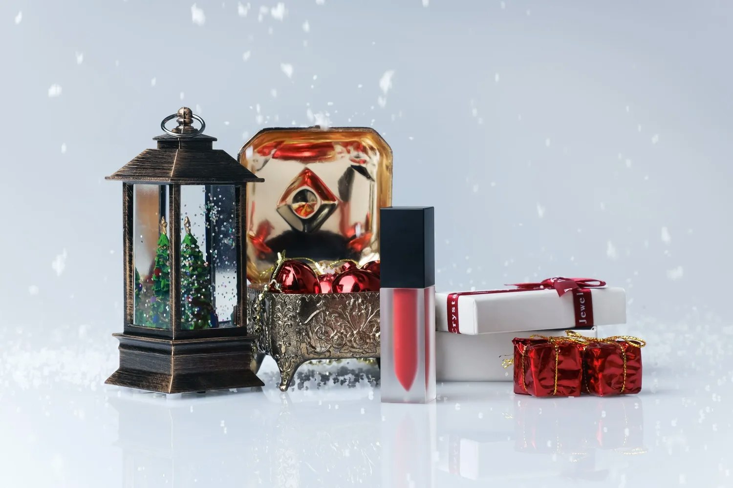 商品撮影用の背景の選び方!物撮りを成功させる色や素材を解説