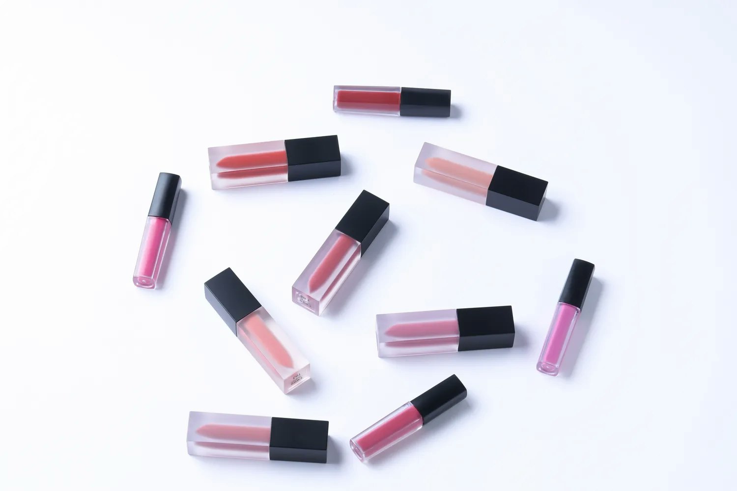 コスメの撮影方法まとめ!ECに最適な写真とインスタ映えする化粧品・香水写真の撮り方