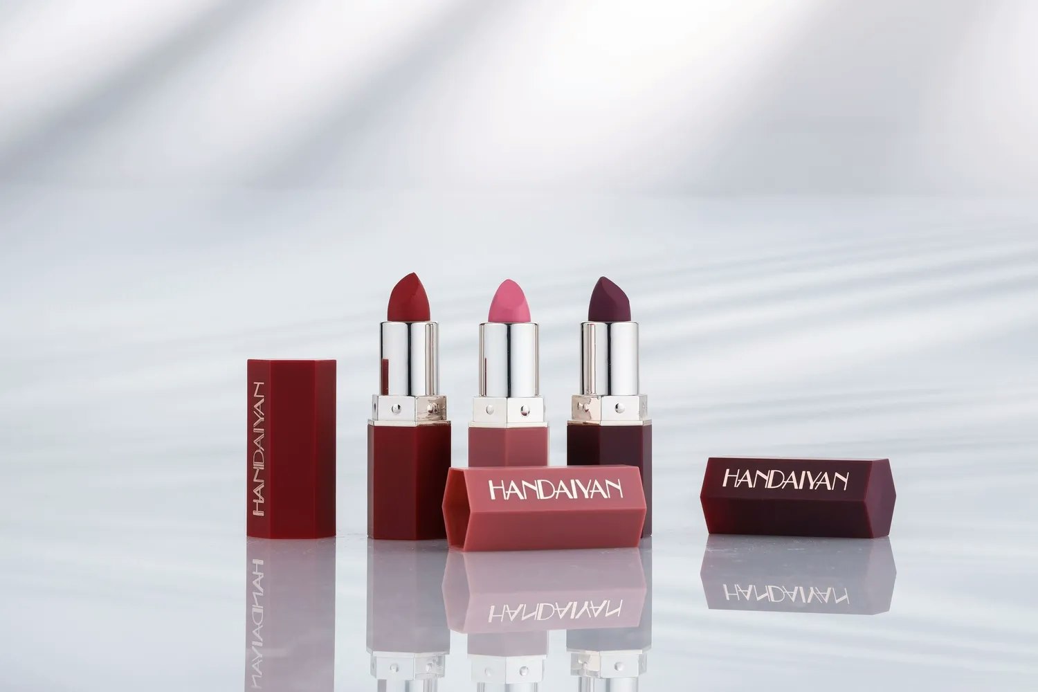 SNSマーケティングが必要な理由とは?メリットや注意点、手順を解説