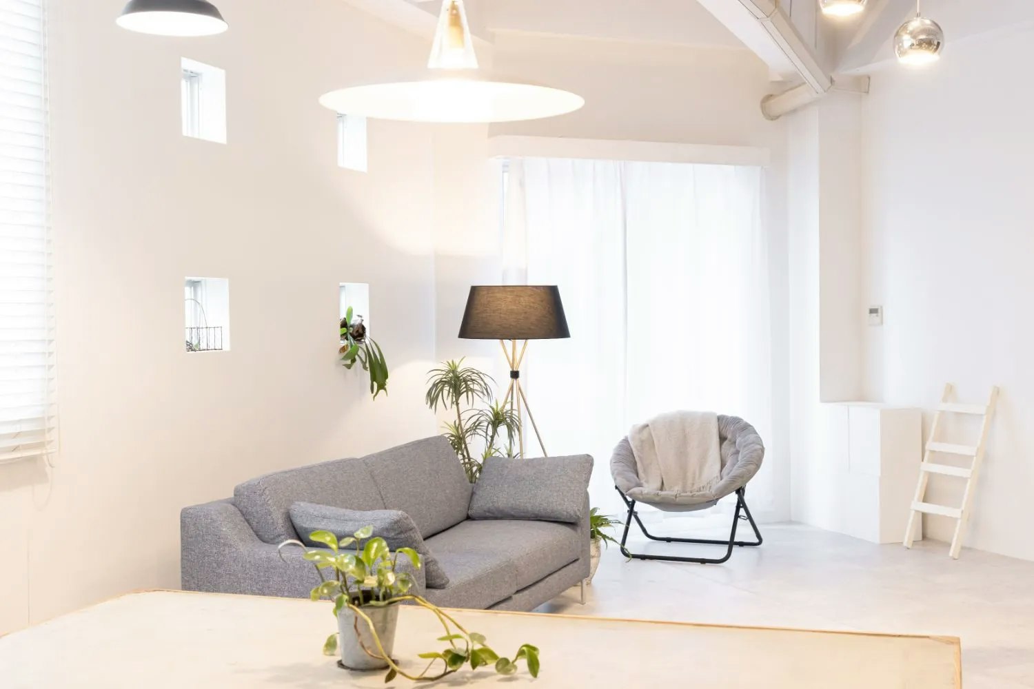 EC撮影のポイントとは?プロへの依頼と自分で撮影する場合に分けて解説