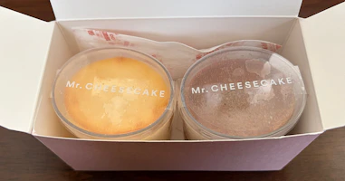 Mr. CHEESECAKE「Petit Valentine’s Box」を実食レビュー。ClassicとCafe Mochaを楽しめるバレンタイン限定ボックス