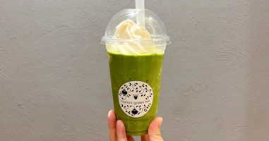 nana’s green tea ほうじ茶ソフトクリームラテとソフトクリームフローズンを実食レビュー