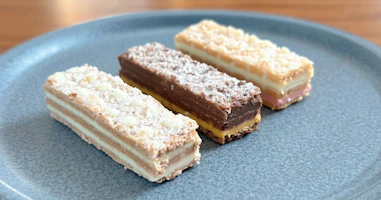 美冬(みふゆ)こがれ雪を実食レビュー|冬景色のような繊細さと、3種の果実フィリングの重なりを楽しむ一箱