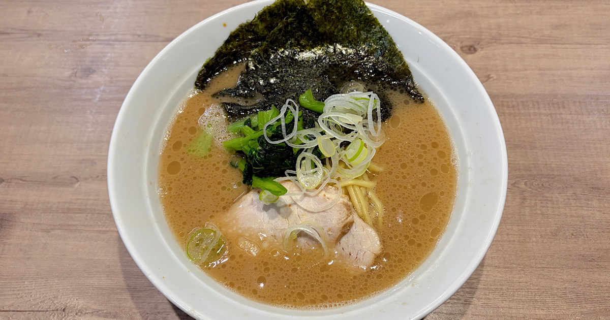 らーめん堂「仙台っ子ラーメン」を実食レビュー｜濃厚豚骨醤油×海苔たっぷりで満足度高め！