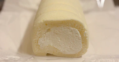 清川屋「ほわいとぱりろーる」を実食レビュー