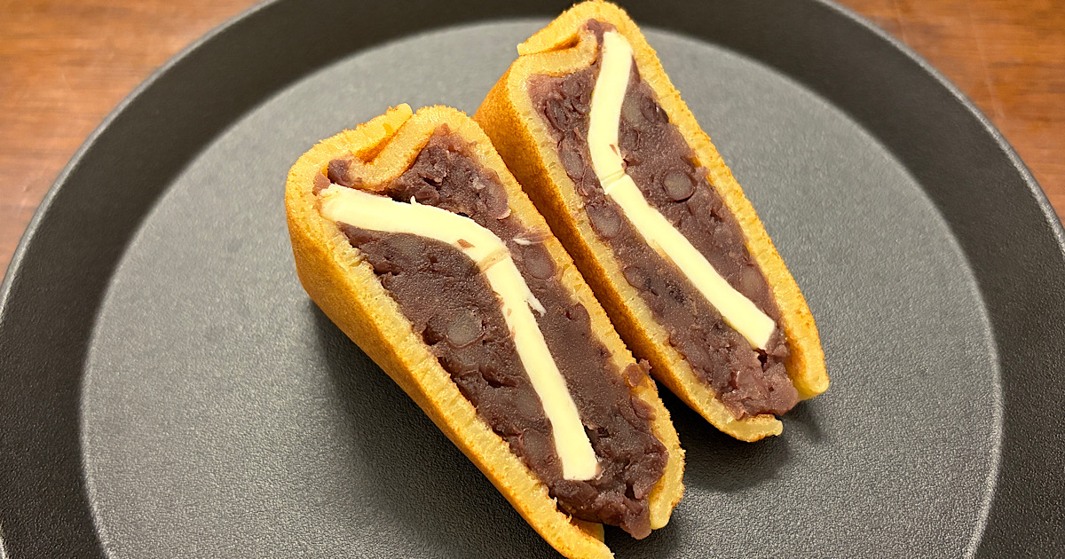 どら焼き専門店まるごと「餡バター」を実食レビュー。粒あんと十勝産バターが楽しめる仙台の三角どら焼き