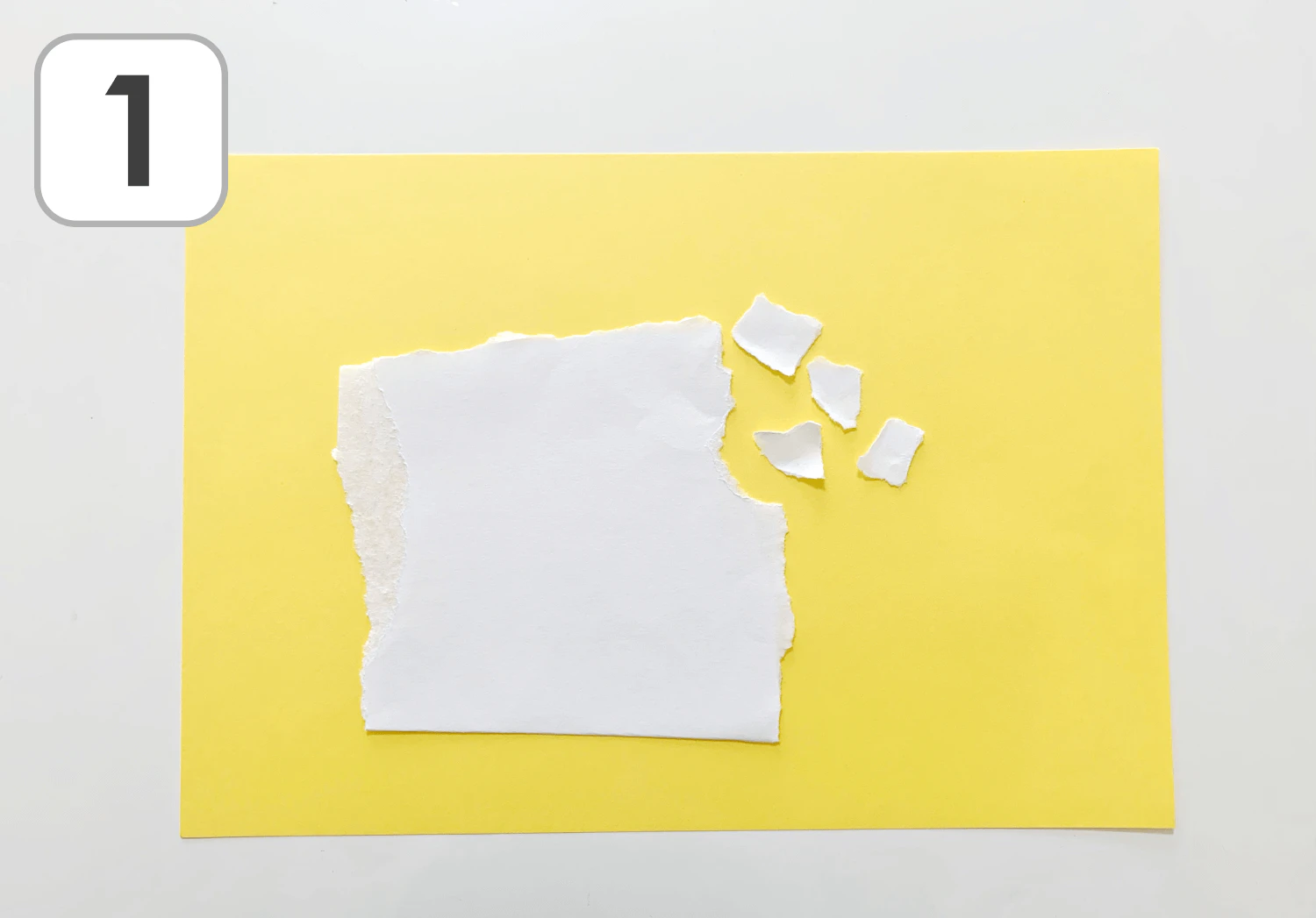 ちぎり絵の鏡餅の製作手順1