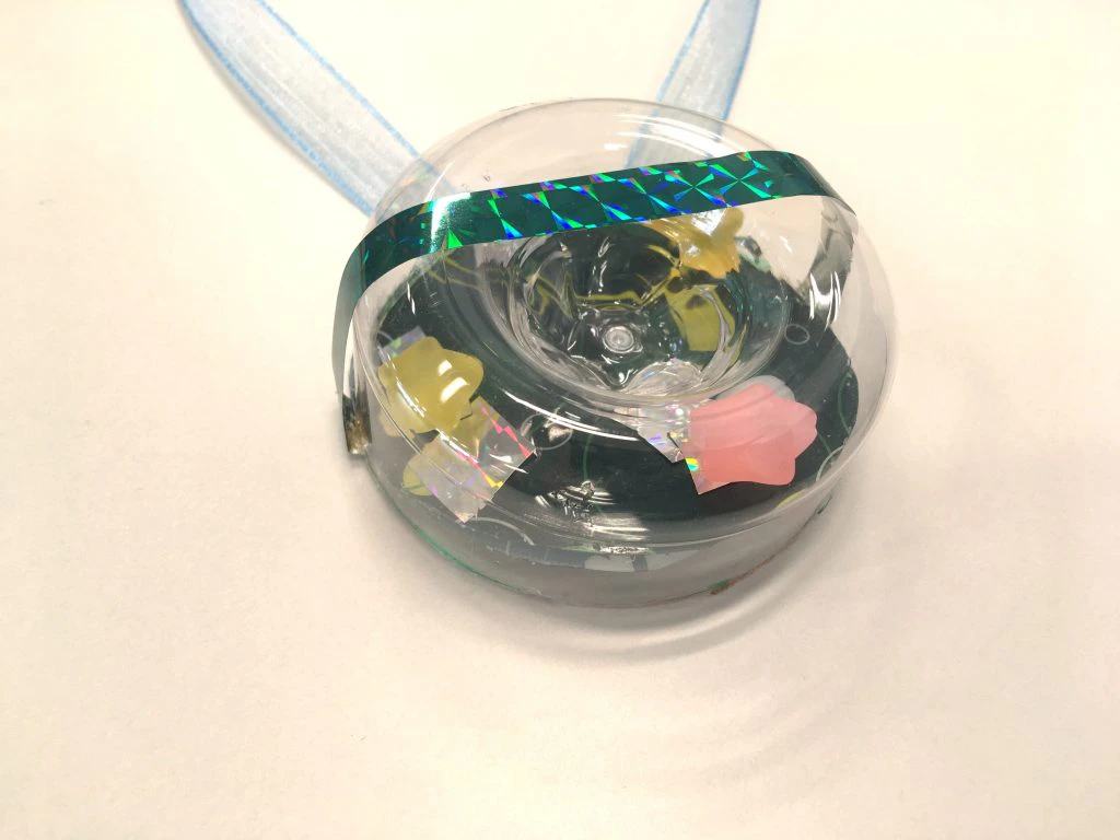 クリスタルメダル斜め
