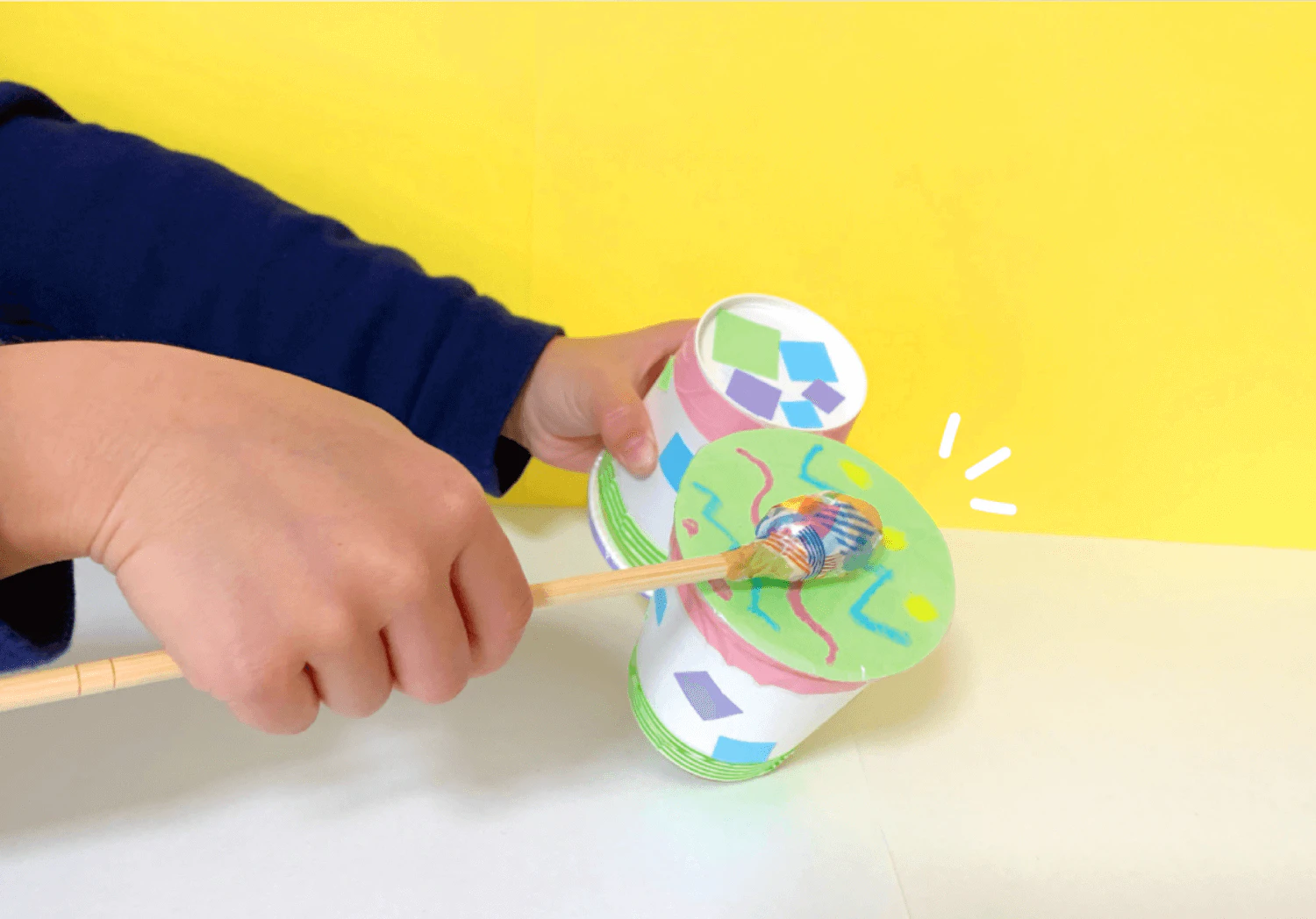 紙コップ太鼓の演奏の仕方