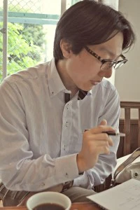 須賀さま横顔1